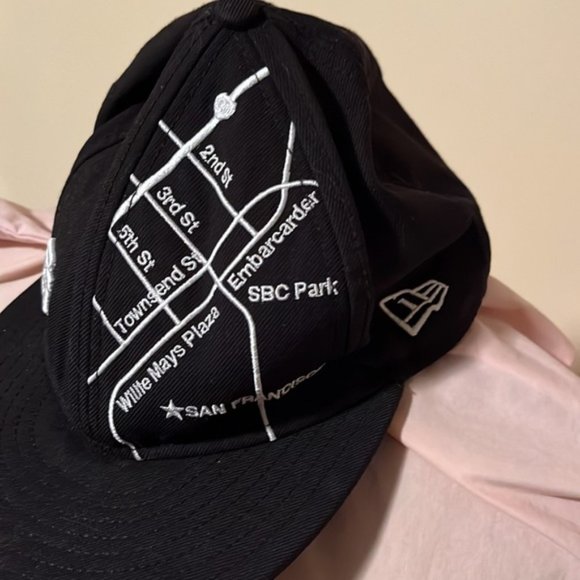 San Francisco Giants Stadium Map New Era Fitted 7 1/8 Hat - Picture 3 of 7